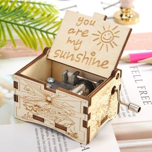 Wooden Hand Cranked Music Box Retro You Are My Sunshine Engraving Pattern Household Decoration Birthday Gifts Party Ornament