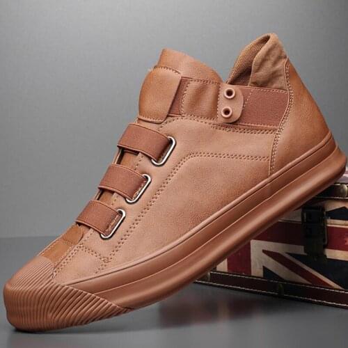 2021 New Mens Casual Mens High Top Leather Sneakers Mens Fall/Winter Step Plus Velvet Cotton Shoes b19