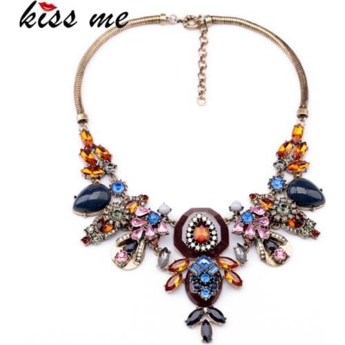 New Styles KISS ME Statement Fashion Women Jewelry Insert Pendant Short Necklace