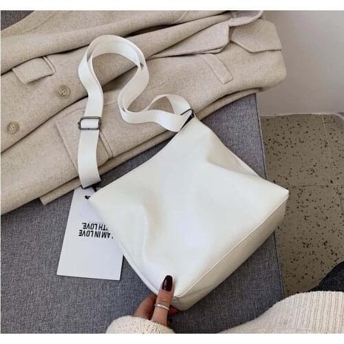 One Shoulder Bag Womens Bag Spring And Summer High Capacity New 2021 Versatile College Students' Class Bag Messenger White