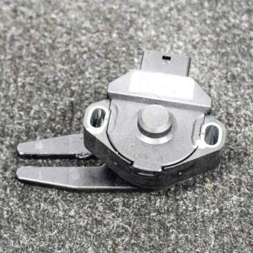 FOR HYUNDAI TUCSON TL CRETA IX25 SPORTAGE Clutch Pedal Sensor 93840B2100 Manual Transmission Clutch Pedal Ignition Lock Switch