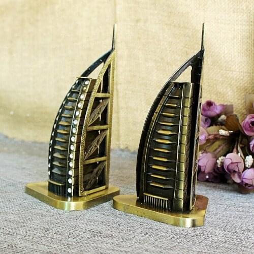 Lugger Hotel Dubai Ornament Arabia Seven Star Hotel Model of Dubai Landmark Crafts Statuette Building Figures home decor gift