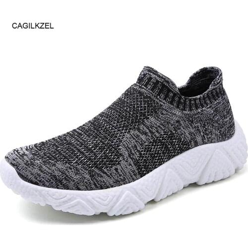 2021 mens shoes breathable comfortable fashion sneakers mens original casual light walking mens tennis shoes