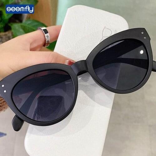 Seemfly 2021 New Fashion Cat Eye Sunglasses Triangle Rivet Sun Glasses Vintage Men Sungshades For Driving Women Colorful Eyewear