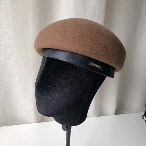 Classic Ladies Beret Hat Fancy Wool PU Leather Felt Hat Warmer Winter Hat Cap Black Church Hats Fedora Fascinator Cloche Hat
