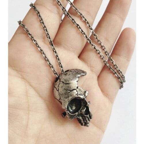 Metal Pendant Necklace High-quality Men Unisex Three Colors Optional Classic Retro Half Skull Pendant Punk Style Necklace Gifts