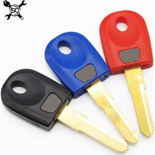 2 Pcs 2 Color Blank Key Uncut Blade Keys Fits For Ducati 748 749 848 999 1098 1198 Monsters 600 620 696 900