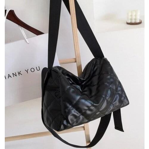 2021 Pu Leather Simple Handbags Famous Brands Women Shoulder Bag Big Tote Vintage Ladies Wide Shoulder Belt Crossbody Bags