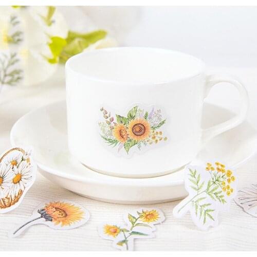 Free Shipping 20packs/lot Home decor floral wall stickers DIY small flower FOR living room decoration lovely daisy stickers