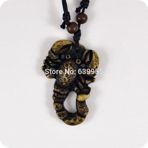 NEW Design Scorpion Resin Carving Pendant Necklace Amulet Lucky Gift Tribal Fashion Jewelry