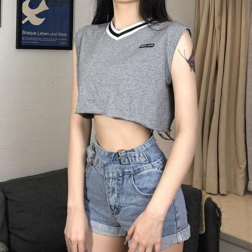 Sexy Female Summer Casual Wild Tank Top V-Neck Sleeveless Loose Fitting Cropped Vest Daily Camisole Top Streetwear