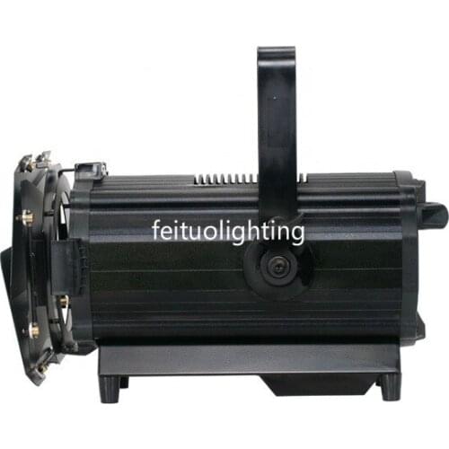 300W RGBAL Adjustable 2700K To 12000K Auto Zoom LED Fresnel Spotlight 10pcs Carton packing
