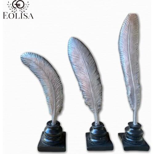 Eolisa Triple Gryfon Feather Set
