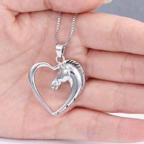 Stainless Steel Horse Head Necklace for Men Women Heart shaped Box Chain Fashion Punk Vintage Polished Pendant Chunky Jewelry