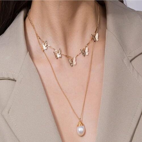 Vintage Multilayer Pendant Butterfly Necklace for Women Butterflies Moon Star Charm Choker Necklaces Boho Jewelry Christmas Gift