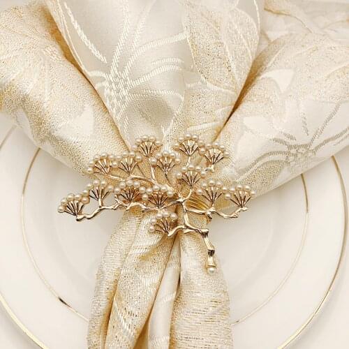 6Pcs Pine Tree Artificial Exquisite Workmanship Stylish Practical Pearl Shape Napkin Ring Party Dinner Table Decoration