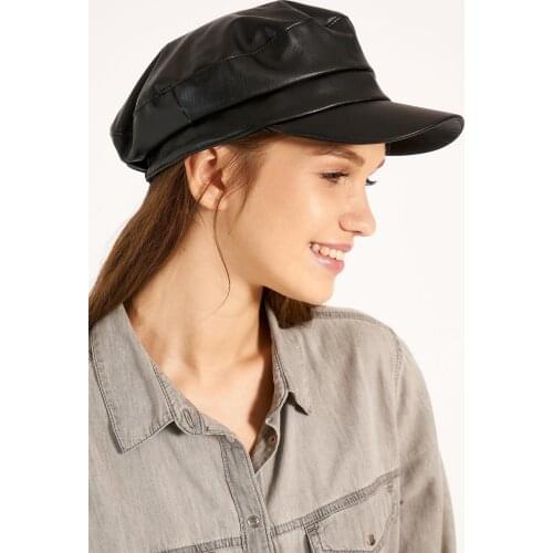 13524 cap Black Hat