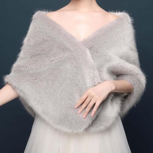New Arrival Winter Warm Faux Fur Grey Bridal Jacket for Wedding Dresses Beautiful Sleeveless Bolero Wrap