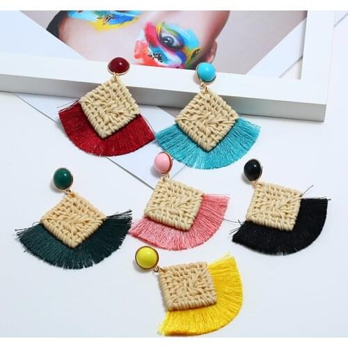 Fashion sweet creative square earrings for women with resin design female earrings ornate wire drop tassel kolczyki oorbellen