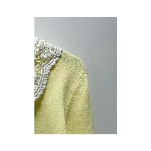 2021 Autumn and Winter Women New Hollow Lace Collar Solid Color Sweater Knitted Cardigan