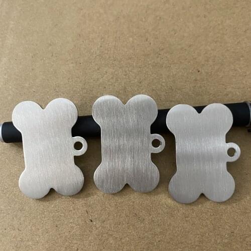 20pcs Wholesale 100% Stainlesss Steel Dog Bone Tags For Pet Cat Plate Accessories Pendant Free Shipping Pets