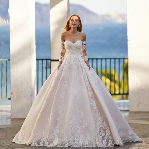 Aedmgh Ball Gown Empire Wedding Dresses 2021 Sweetheart Strapless Court Train Vestido De Novia Appliques Backless Bridal Gowns