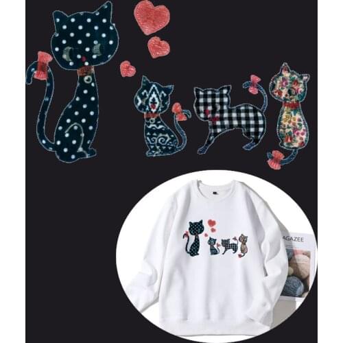 Lovely Cats Mom Kids Clothes Patches Stickers Iron-on Heat Transfers DIY Appliqued Parches for Baby Tops Dress Decoration