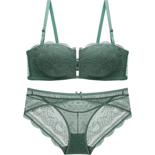 Gathering Underwear Women Set Beautiful Back Lace Thin Section Bra Set Triangle Cup Without Steel Ring Sexy Bra and Panty Set