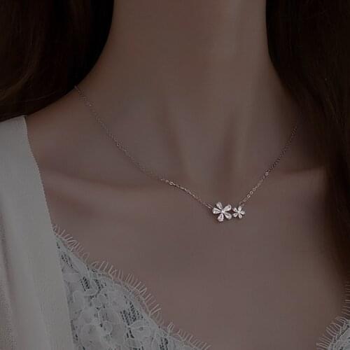 Fashion Korean Sweet Zircon Flower Pendant Necklace for Women Clavicle Chain Statement Necklace Female Collares Jewelry Gift