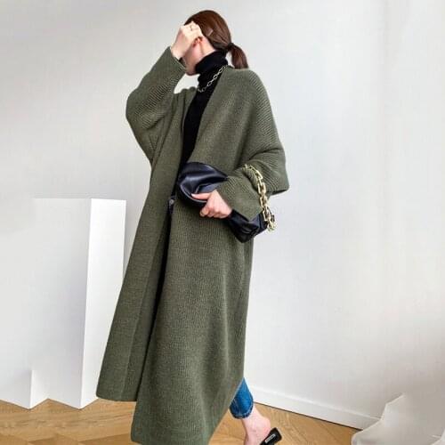 2021 new Women solid color sweater loose outer wear Hong Kong style retro loose thick winter long lazy style knitted jacket s370