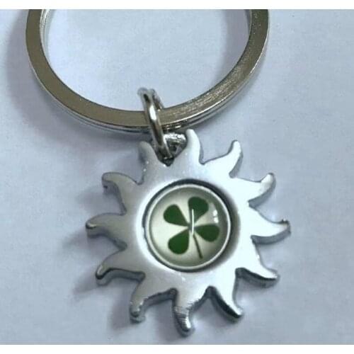 YQTDMY 10 pcs Personalized real four leaf clover classic sun newest shamrock keychain