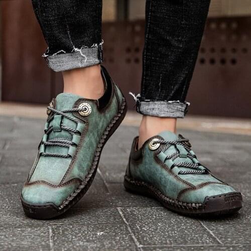 Men Casual Shoes Cow Leather 2021 Men Loafers Fashion Brand Fashion Breathable Driving Shoes Lace Up Comfy Moccasins Black