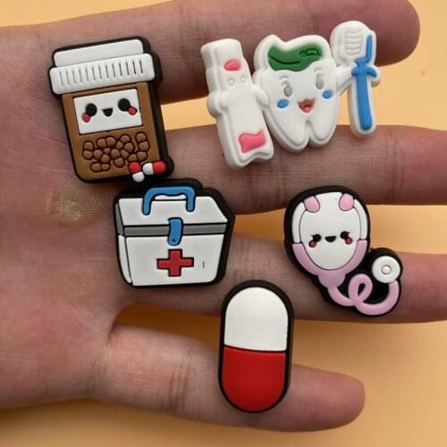 Free Shipping 1Pcs Medical Supplies PVC Shoe Charms Cute Stethoscope Syringe For Jibz Fit Croc Kids X-Mas Gifts 13P-11L-4