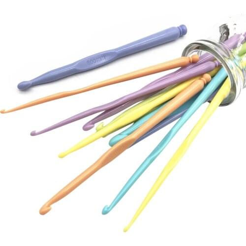 12pcs 2-10mm Plastic Crochet Hooks Kit Knitting Needles WeavingTools Set JW