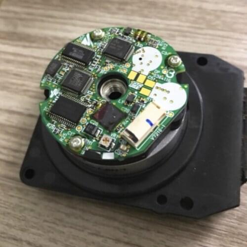 Servo Motor SGMRS-13A2A-YR11 Absolute Encoder UTSAE-B17CLE Work