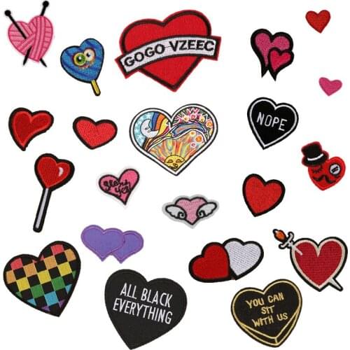 20pcs parches bordados wedding heart iron on patches Hoodies Decor Appliques Bag Jacket Patch badge For kids Clothing Patchwork