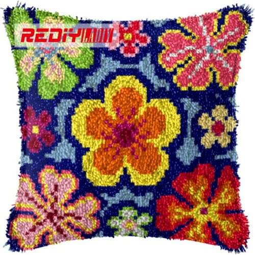 LADIY Latch Hook Cushion Kit Yarn for Embroidery Cushion Cover Color Flowers Pillow Case Chair Cushion Decorative Pillow BZ309