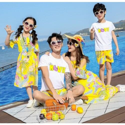 Summer Beach Matching Family Clothes Mum Daughter Floral Dresses Dad Son Cotton T-shirts+Shorts Seaside Holiday Couple Outfits