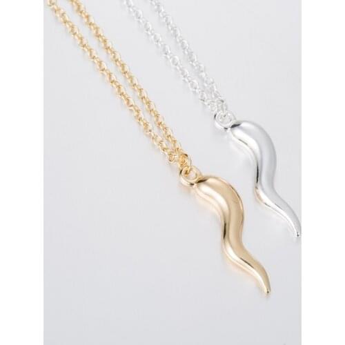 Shuangshuo Fashion Chili Pepper Necklace Jewelry Small Peppers Necklaces & Pendants Long Chain Necklace Choker Necklace Women