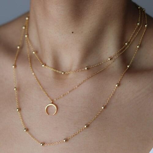 The new fashion jewelry crescent shape of the crescent shape of a handmade copper bead chain ladies charm necklace