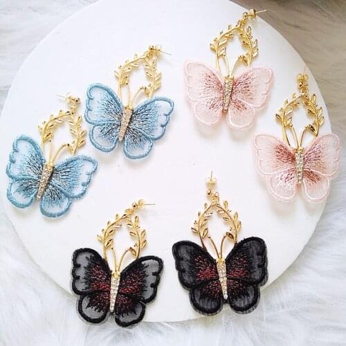 Ztech New Gold Color Metal Hollow Lace Butterfly Earrings Elegant Big Fan Shaped Women Drop Earrings Fashion Jewelry Accessories