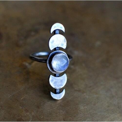 Fashion jewelry Moon Phase Ring Moon Cycle Ring Ladies Imitate Moonstone Crystal Ring Retro Silver Color Celestial for women