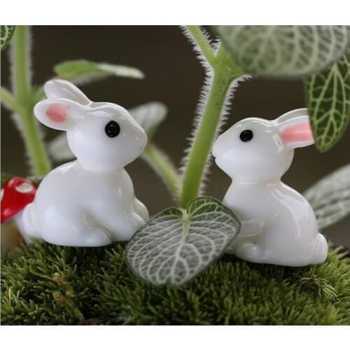 2pcs/lot Miniature Moss Micro Landscape Mini Animal White Rabbit Doll Assembly Toy Ornaments Home Garden Decor Supllies KS 019