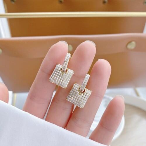 Korea New Design Fashion Jewelry Simple Geometric Square Pearl Luxury Earrings for Woman Daily Holiday Party Simple Earring