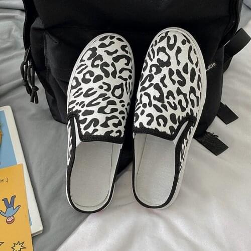 2021 New Slippers Women round Toe Slip On Mules Shoes Fashion Zebra Snake Pattern Low Heel Ladies Slides Female Spring summer