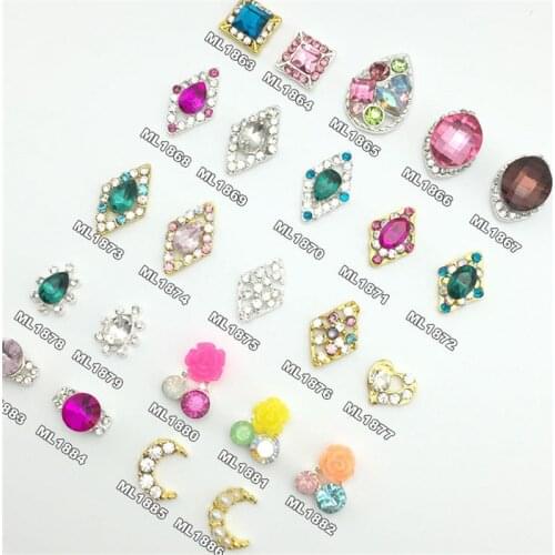 10Pcs Nail Jewelry 3D Alloy Nail Charm Metal Rhinestone Nail Art Decoration Inlaid super-shiny diamond paste drill Moon shape