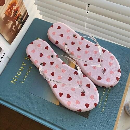 2021 ladies slippers summer fashion heart-shaped print cute flip flops flat light non-slip beach shoes can be worn outside