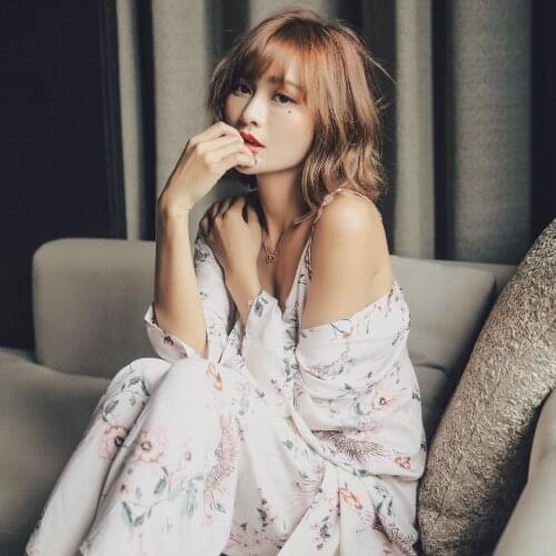 Autumn Product Cotton Silk Printed Womens Three-piece Pajamas, Comfortable Viscose Soft Crane Sling Home Service Suit Wholesale