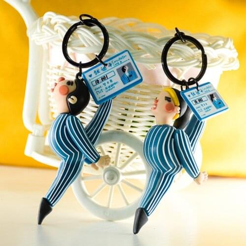 Simple Fun Japanese Lovers Keychain Men And Women Split Pair Creative Cute Bag Pendant Car Ladies backpack pendant Keyring