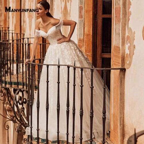 Custom Made Off the Shoulder Embroidery Appliques Tulle Bridal Ball Gown Luxury Sweetheart Neck Beading Lace Up Wedding Dress